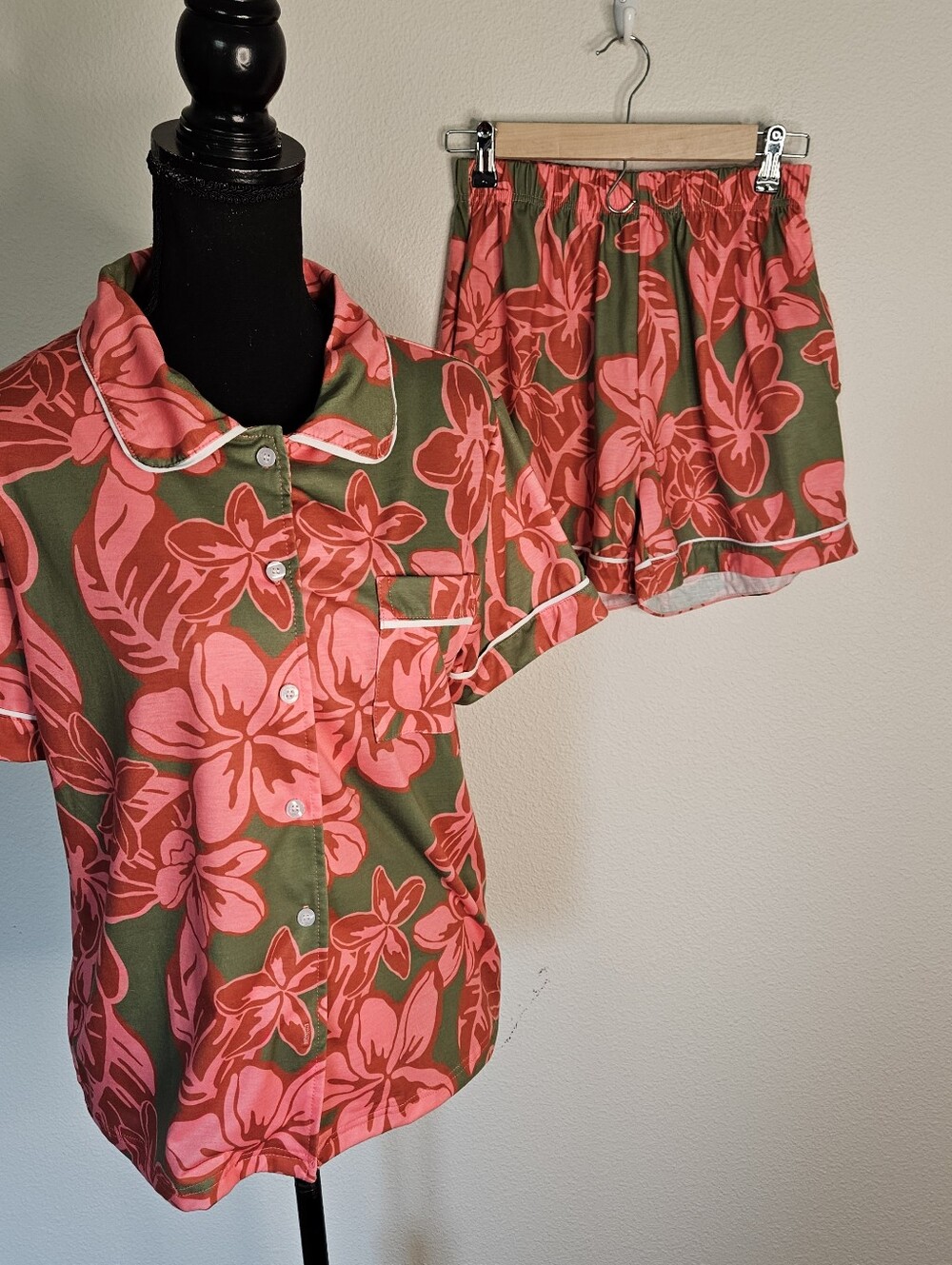Like New Lexbreezy Aloha Wear Shorty Pajama Set Knit Hawaiian Floral S